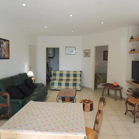 Comme Petite Maison A 3,5 Kms D'avignon * Villeneuve-les-Avignon