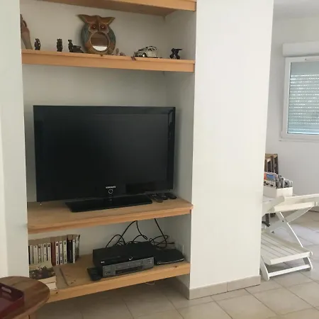 Comme Petite Maison A 3,5 Kms D'avignon * Villeneuve-les-Avignon